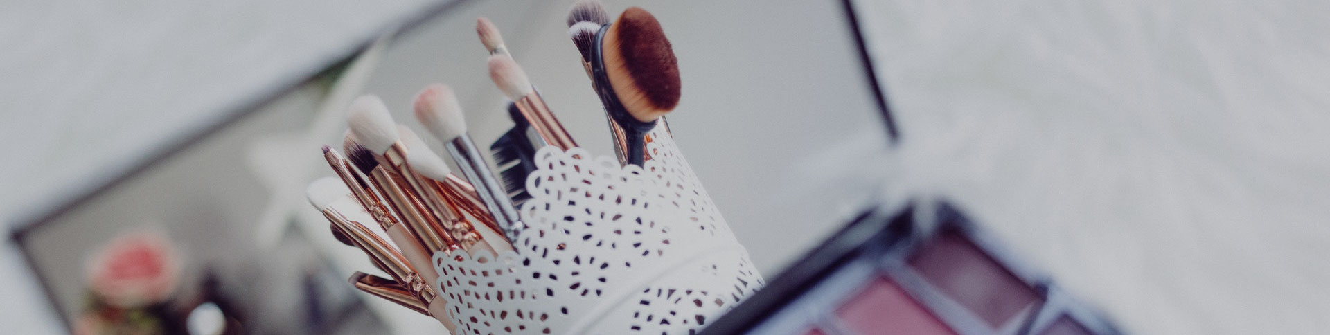 紅薔薇-化妝官方網(wǎng)站|一網(wǎng)天行-網(wǎng)站建設(shè)小程序APP系統(tǒng)軟件開(kāi)發(fā)公司